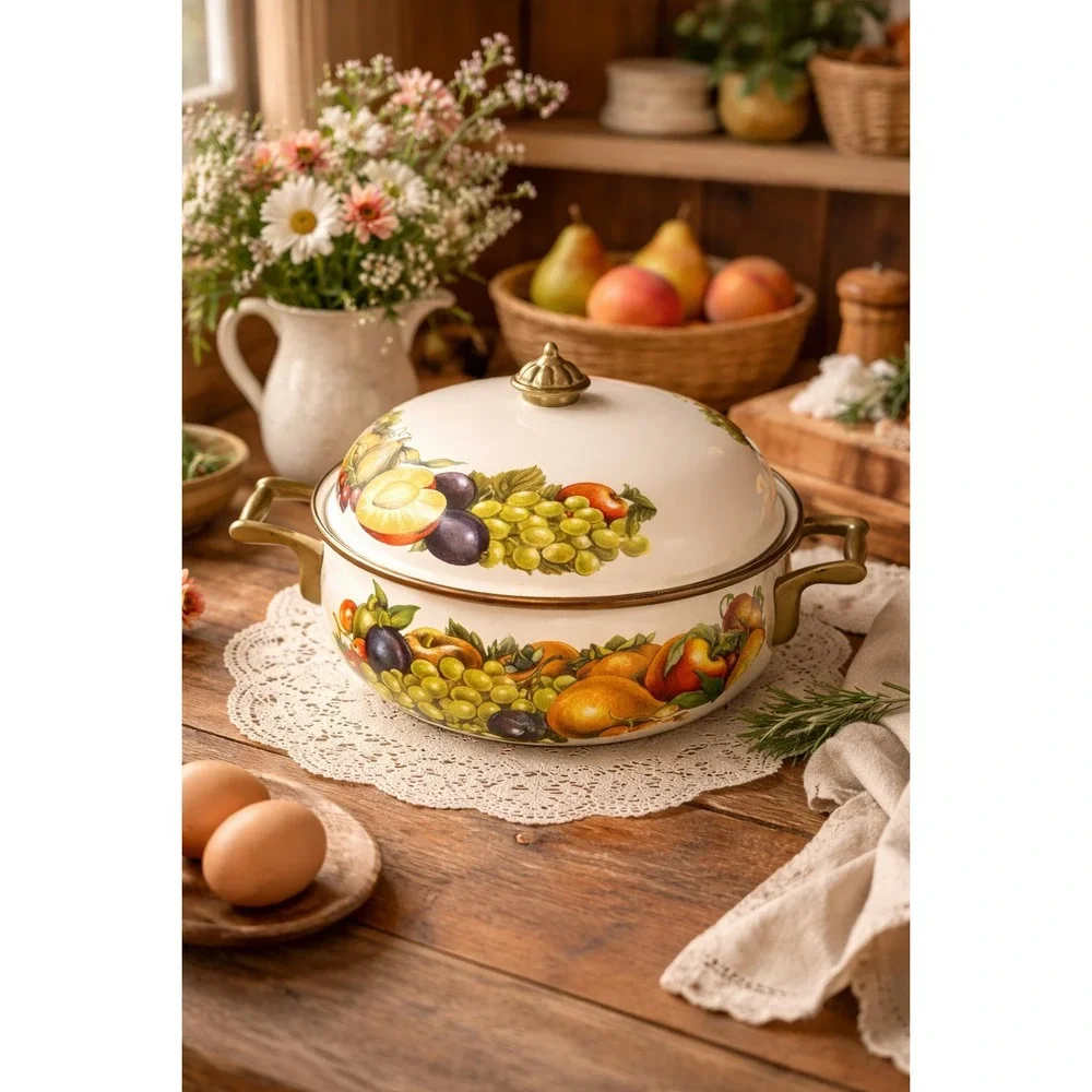 Vintage Enamelware Covered‎ Casserole Dutch Oven Fruit Cornucopia  10.5